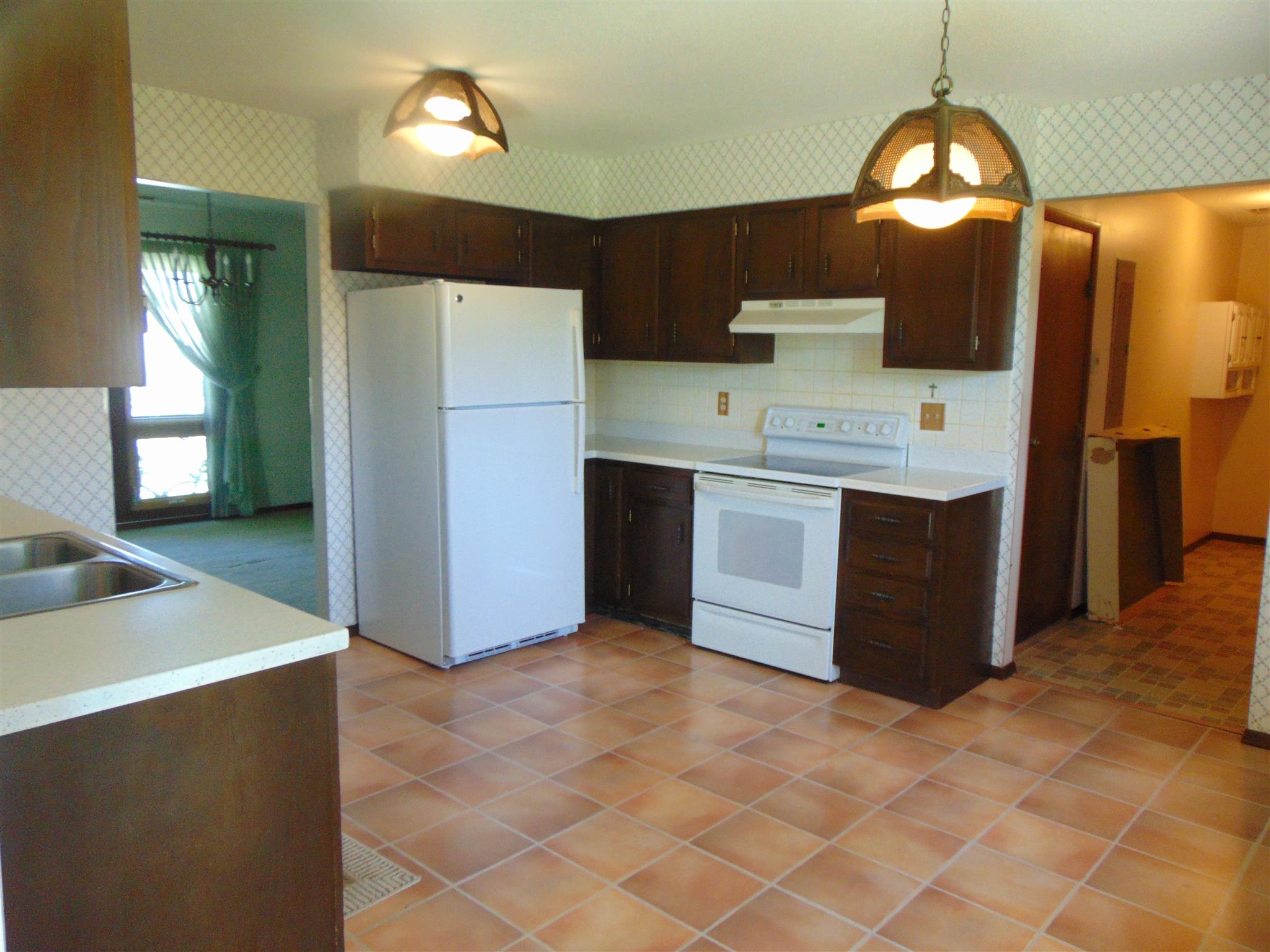 5304 North Moore Road Muncie, IN 47304 - Photo 8 of 23
