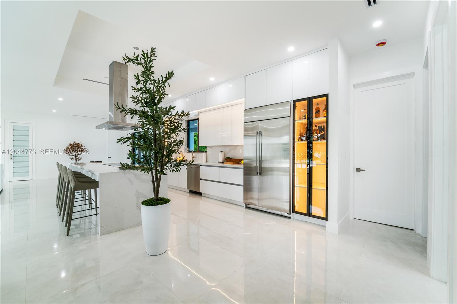 9630 Southwest 10th Terrace Miami, FL 33174 - Photo 13 of 82