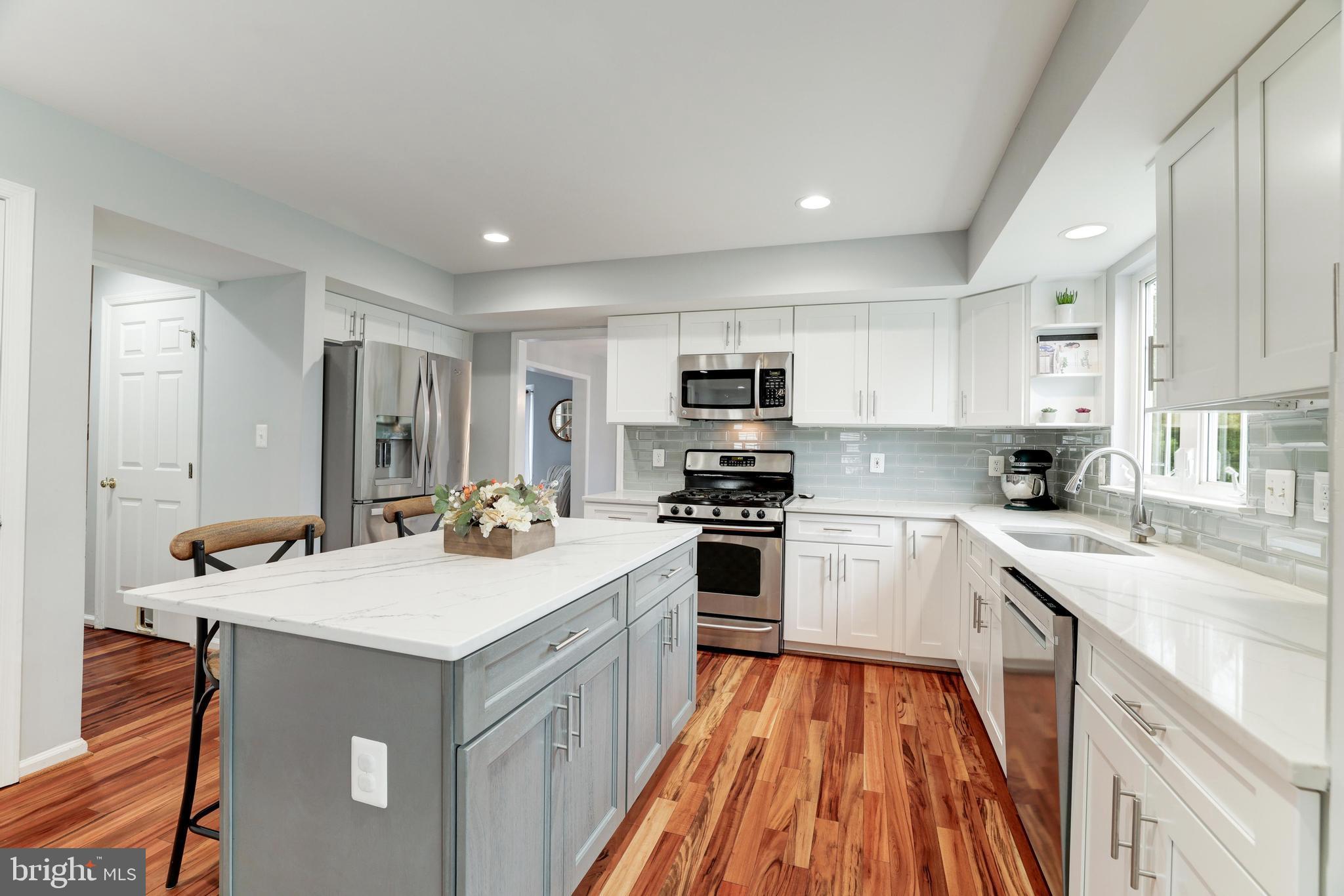 20751 Fenwick Drive Ashburn, VA 20147 - Photo 12 of 52 Kitchen