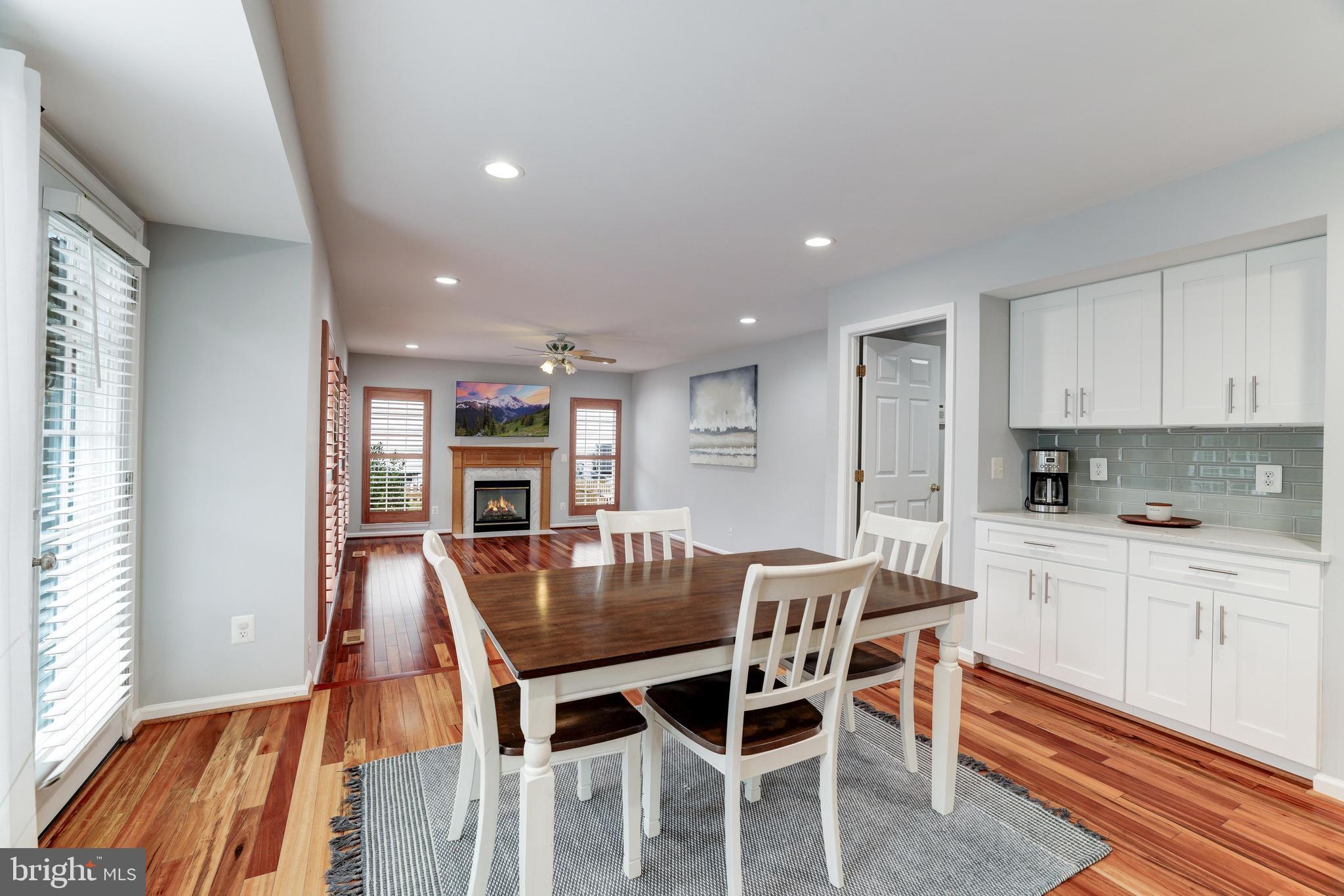 20751 Fenwick Drive Ashburn, VA 20147 - Photo 16 of 52 Kitchen
