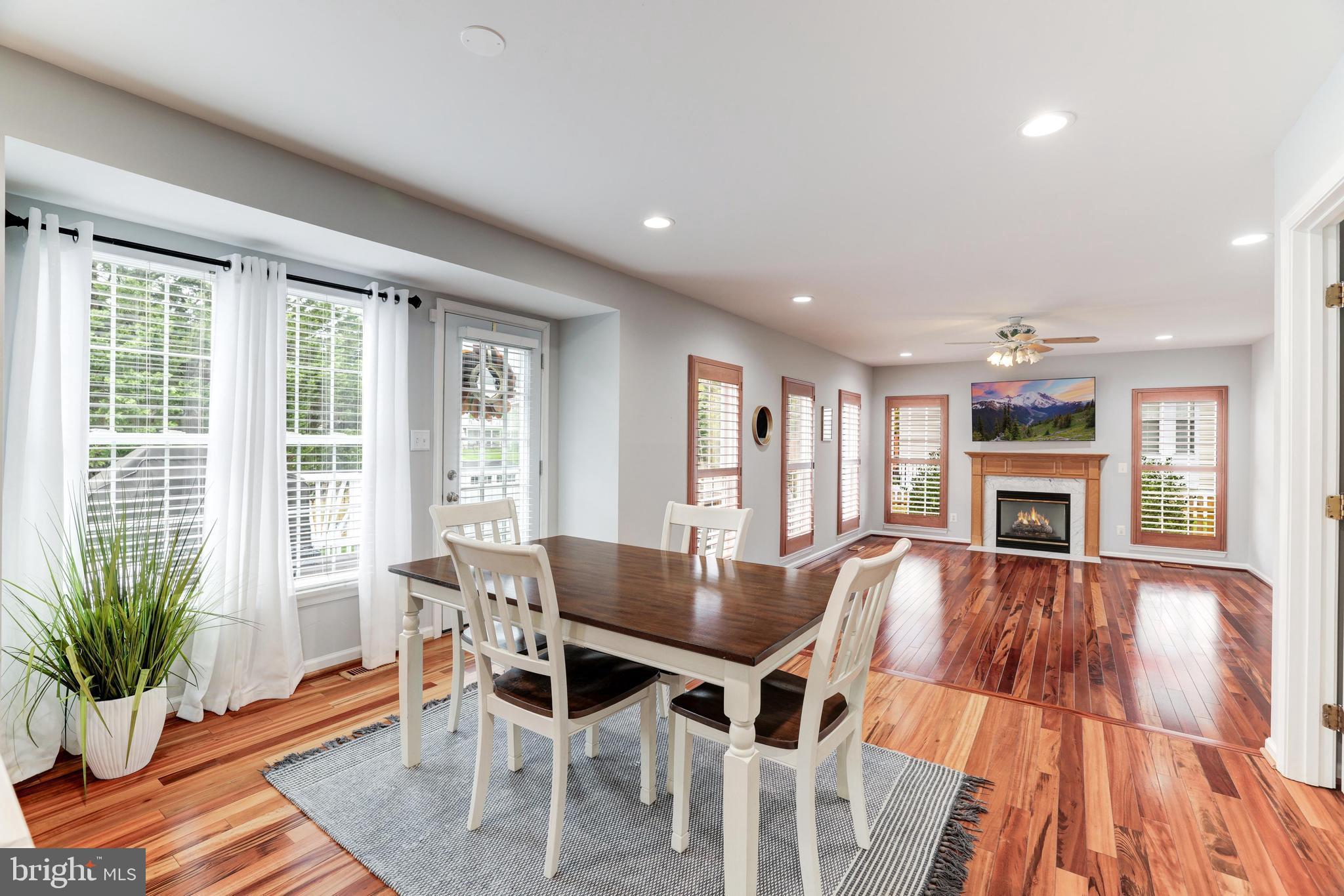 20751 Fenwick Drive Ashburn, VA 20147 - Photo 17 of 52 Kitchen