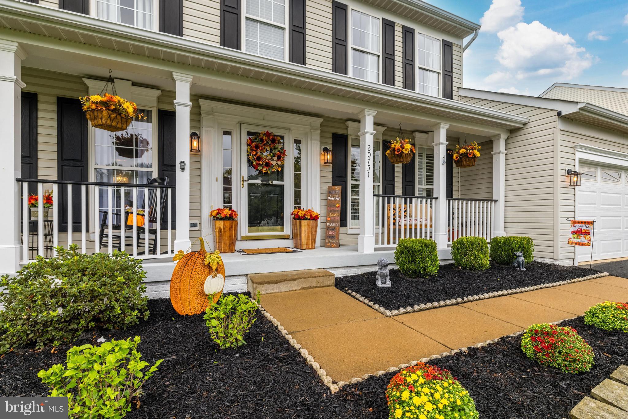 20751 Fenwick Drive Ashburn, VA 20147 - Photo 2 of 52 Full Front Porch