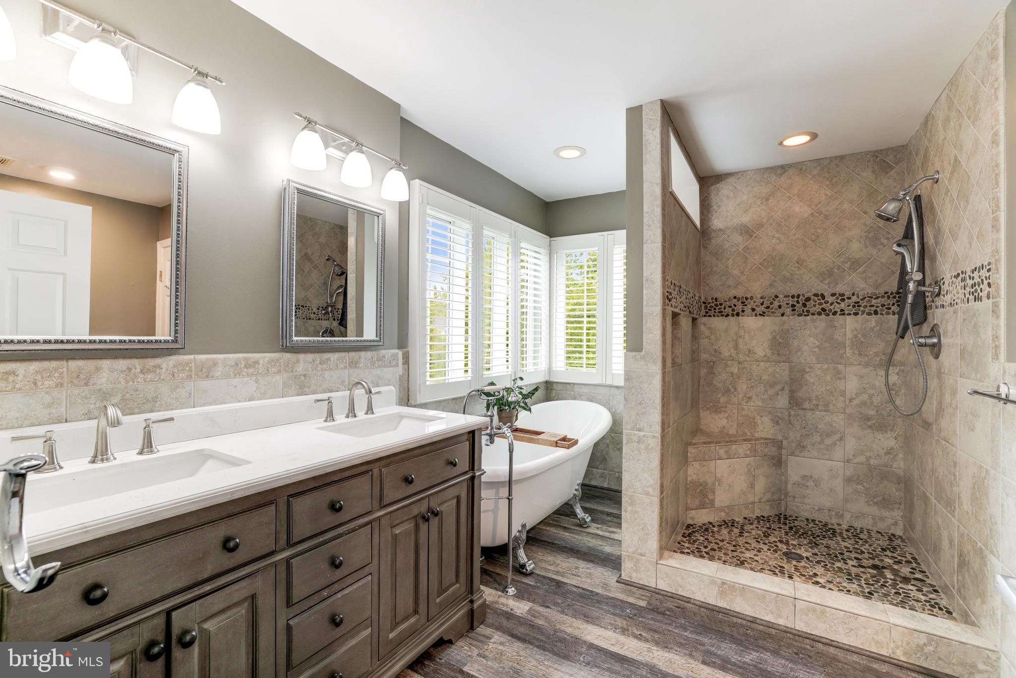 20751 Fenwick Drive Ashburn, VA 20147 - Photo 24 of 52 Primary Bath