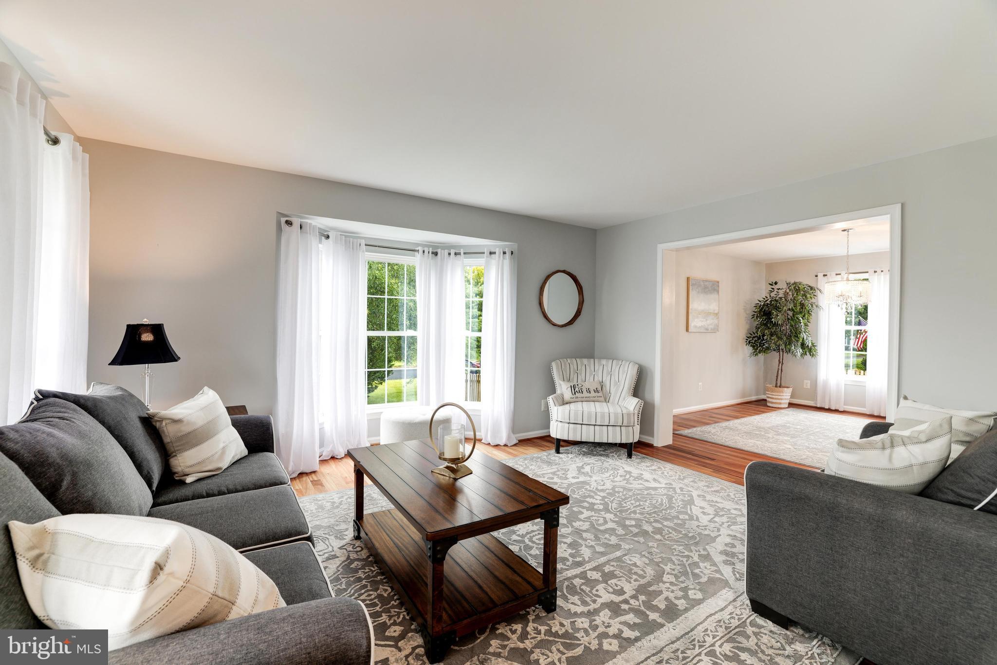 20751 Fenwick Drive Ashburn, VA 20147 - Photo 5 of 52 Living Room