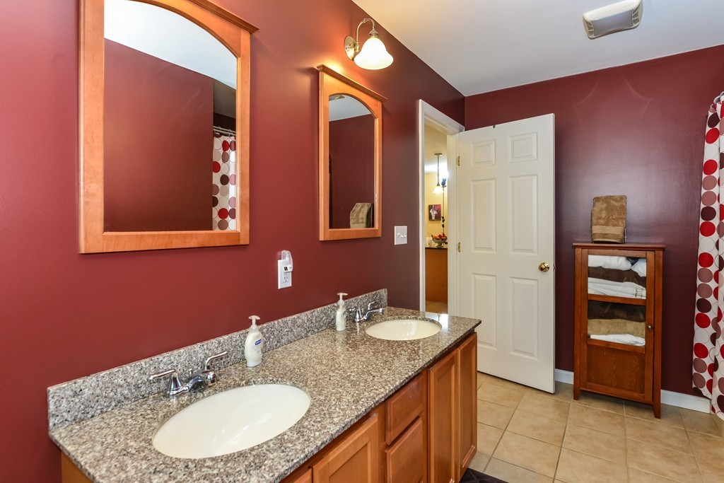 83 Commonwealth Avenue Fall River, MA 02721 - Photo 13 of 20 Gallery Image 13