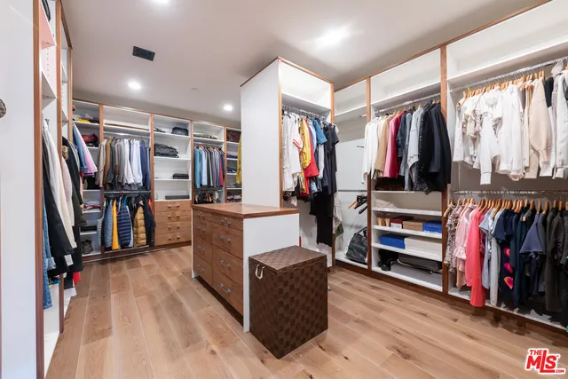 $4,895,000 | 4835 Oak Park Avenue, Encino, CA 91316