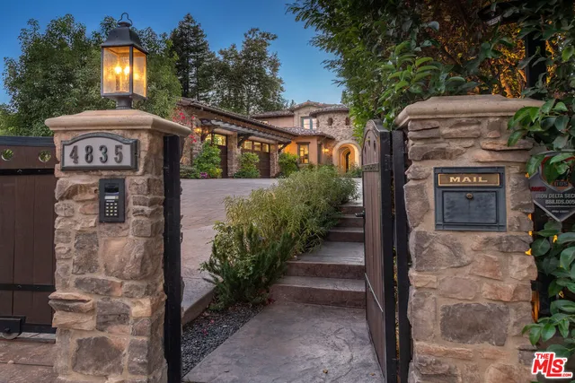 $4,895,000 | 4835 Oak Park Avenue, Encino, CA 91316