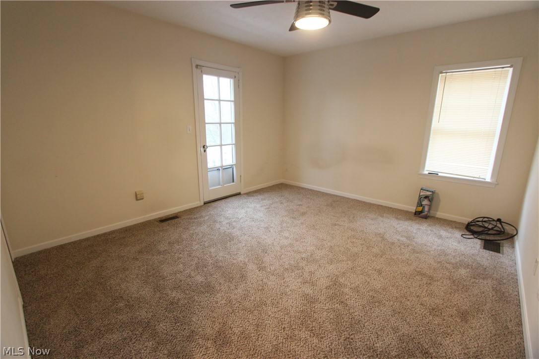 3292 Berea Road Cleveland, OH 44111 - Photo 15 of 25 Gallery Image 15