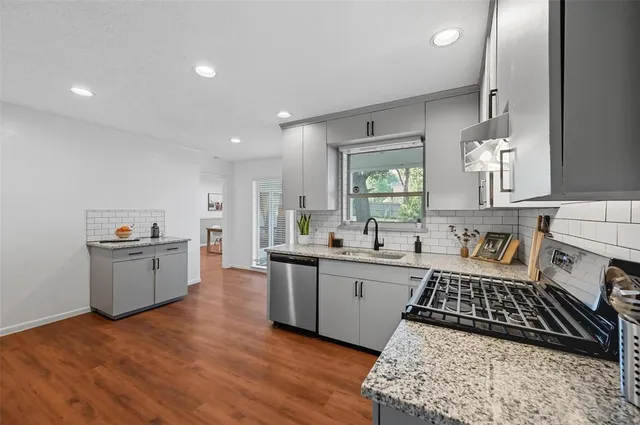 $349,900 | 1310 West Cedar Street, Arlington, TX 76012