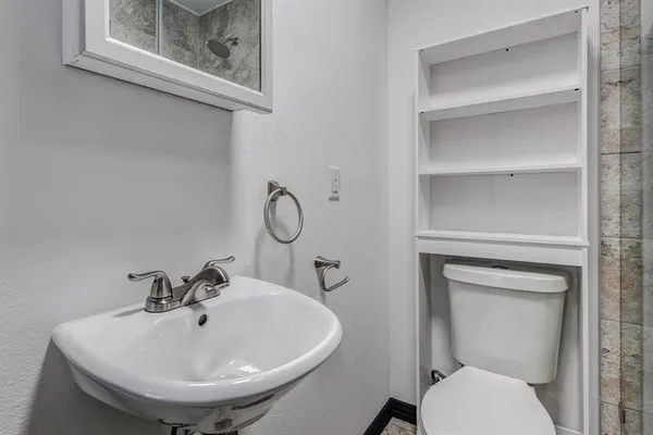 $2,475 | 2540 Prichard Lane, Dallas, TX 75227