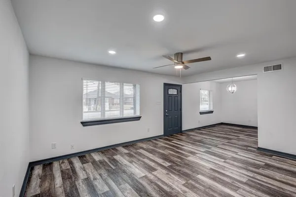 $2,475 | 2540 Prichard Lane, Dallas, TX 75227
