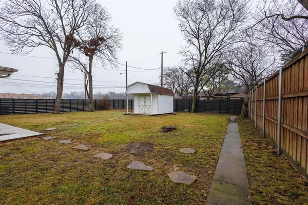 $2,475 | 2540 Prichard Lane, Dallas, TX 75227