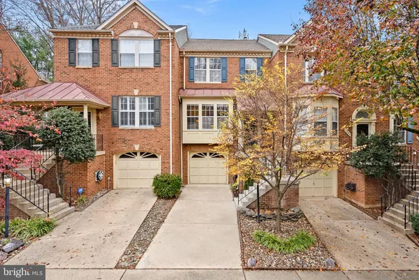 $817,500 | 1396 Park Garden Lane, Reston, VA 20194
