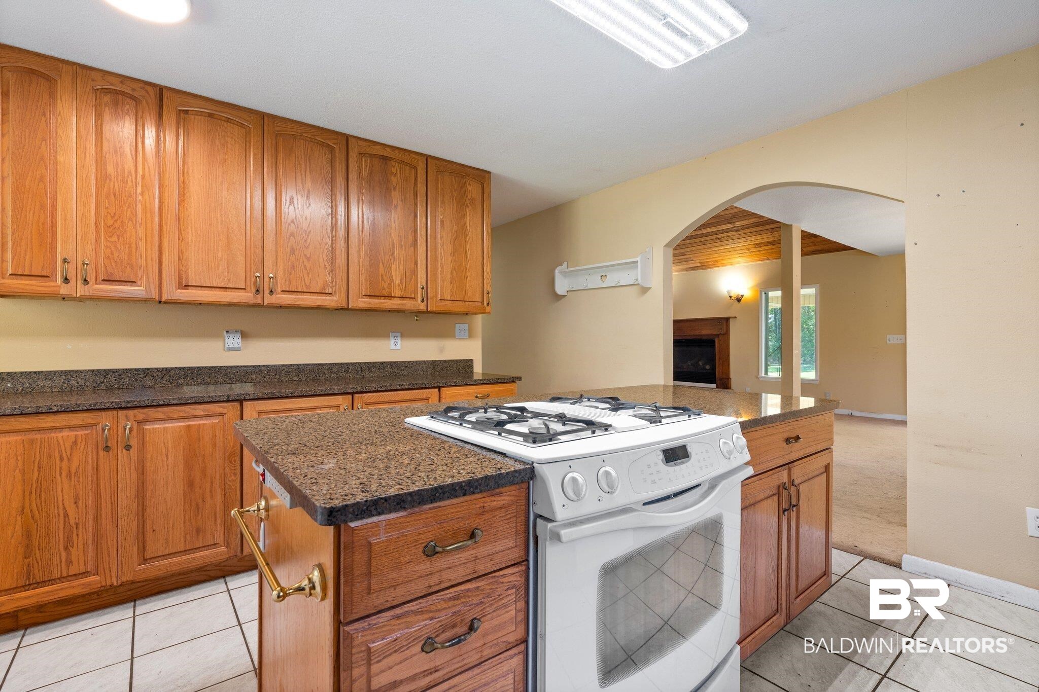 29746 Royal Lane Elberta, AL 36530 - Photo 11 of 30 14.5' x 14'