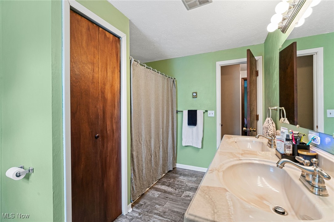 40698 Whitney Road Lagrange, OH 44050 - Photo 31 of 36 Gallery Image 31