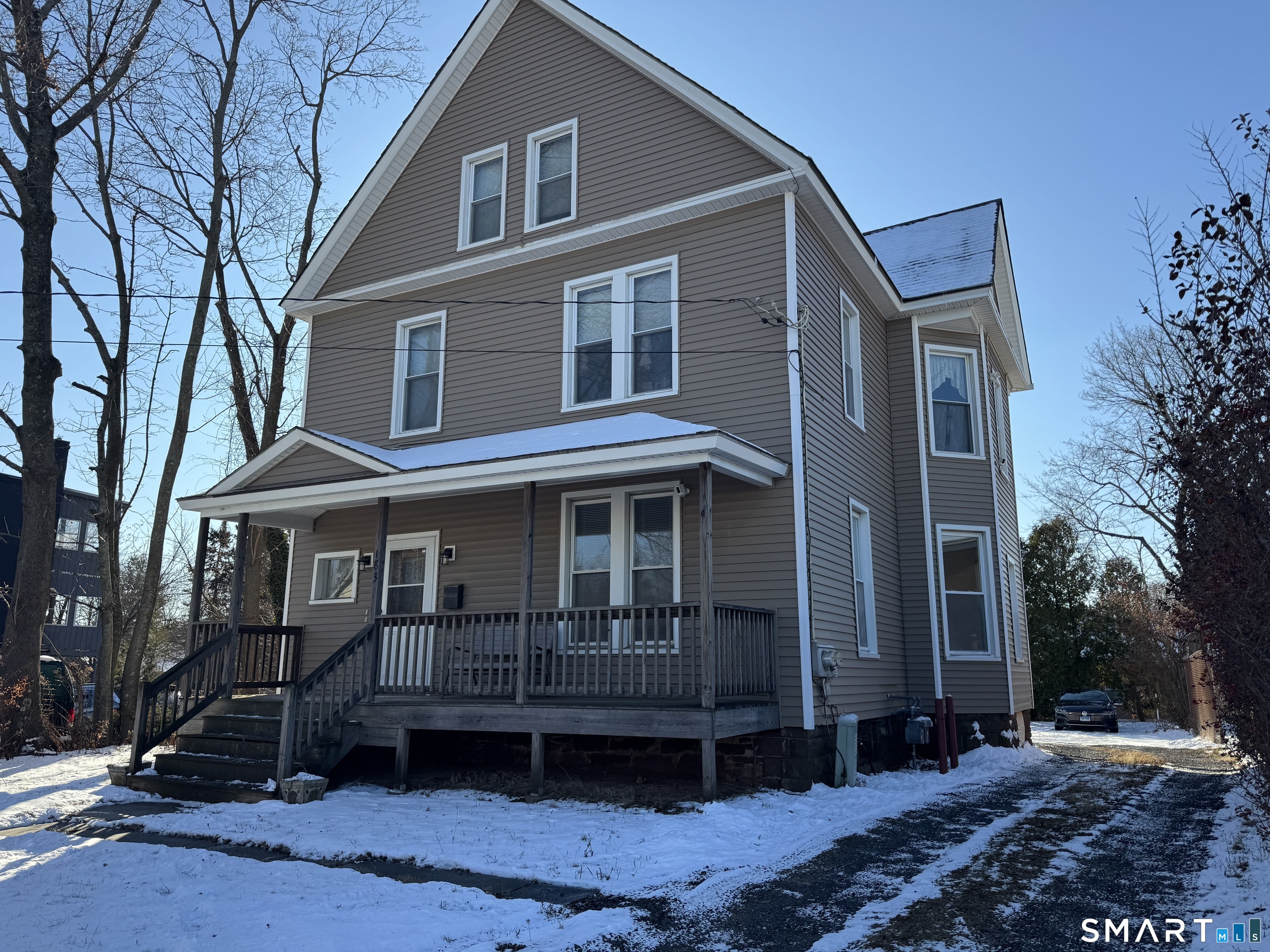 183 East Main Street Middletown, CT 06457 - Photo 1 of 15