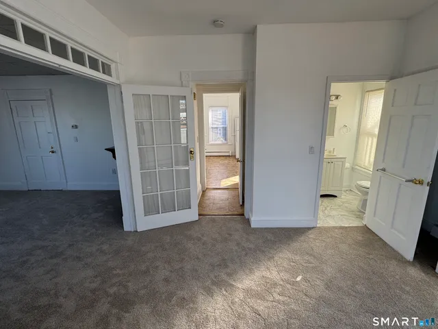 $1,075 | 183 East Main Street, Middletown, CT 06457