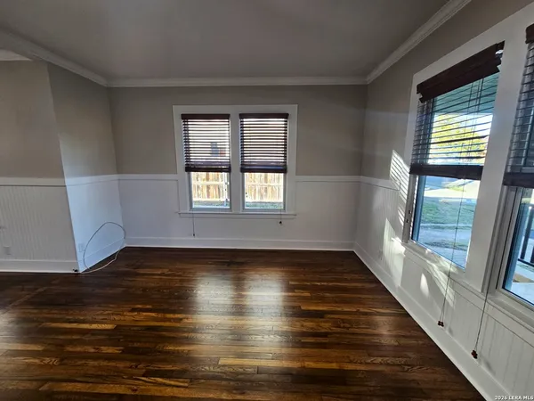 $344,900 | 624 South Austin Street, Seguin, TX 78155