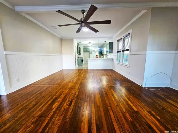 $344,900 | 624 South Austin Street, Seguin, TX 78155