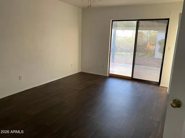 $2,250 | 450 North 335th Avenue, Wickenburg, AZ 85390
