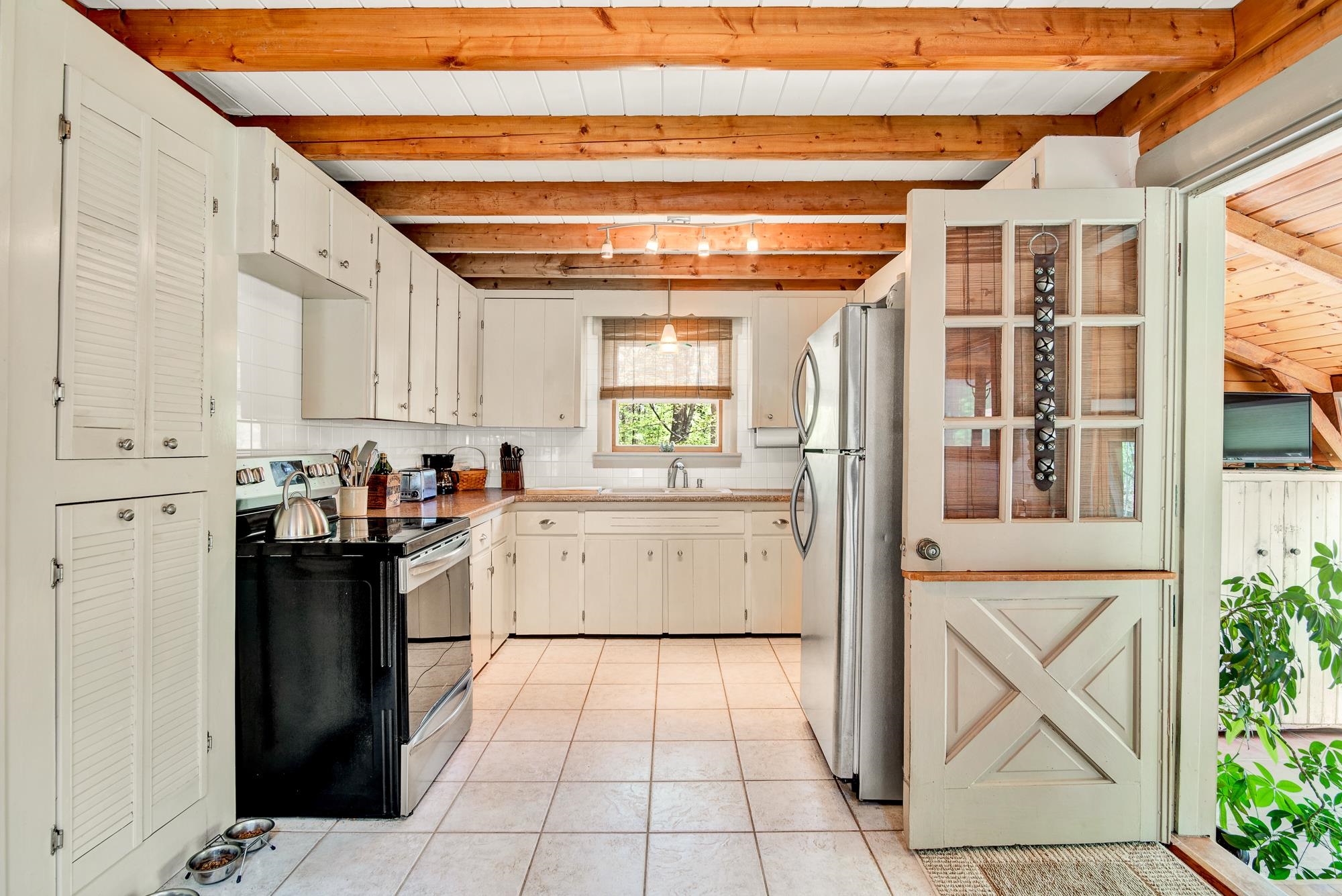 759 First Crown Point Road Strafford, NH 03884 - Photo 6 of 40