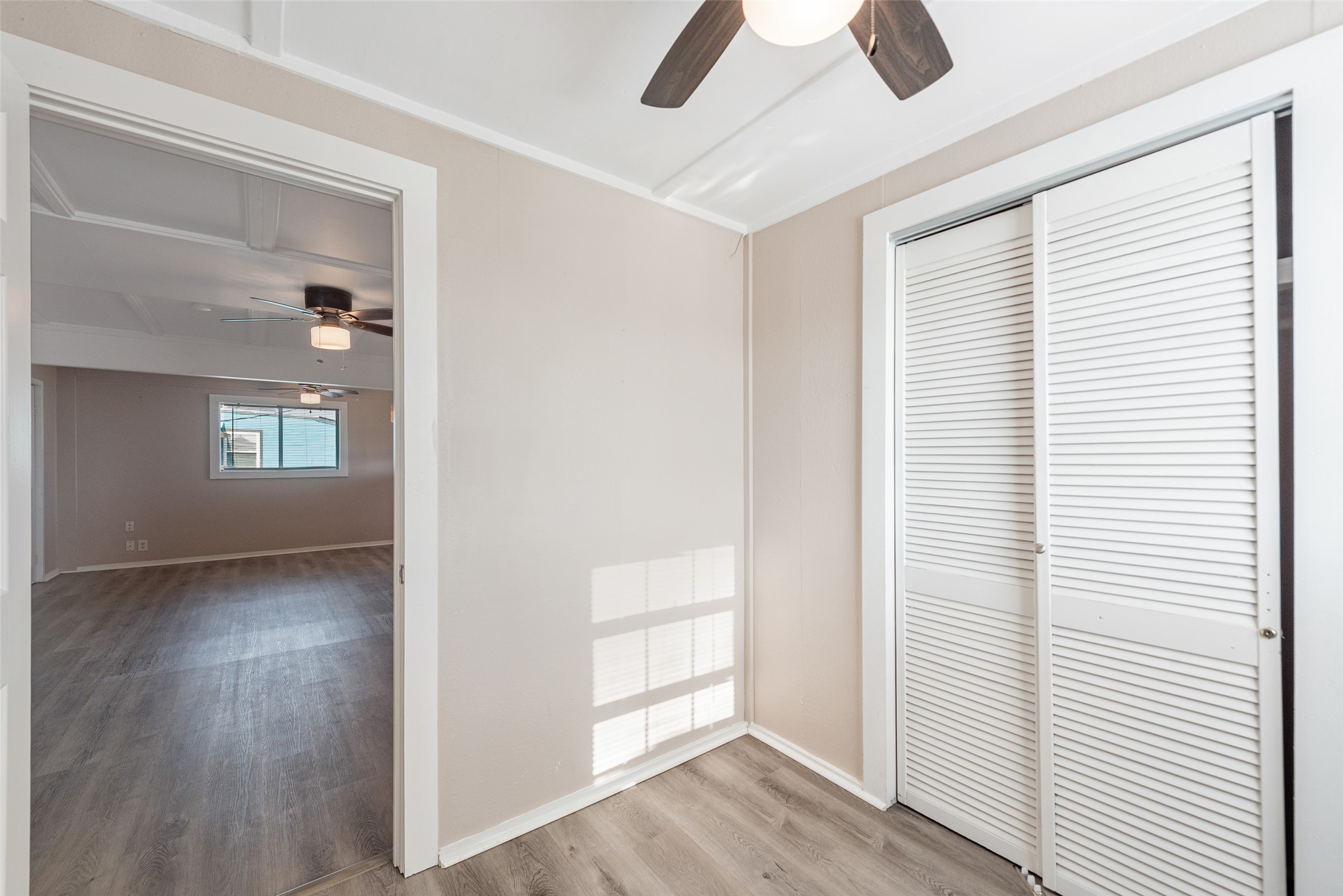 514 Texas Street Surfside Beach, TX 77541 - Photo 16 of 42