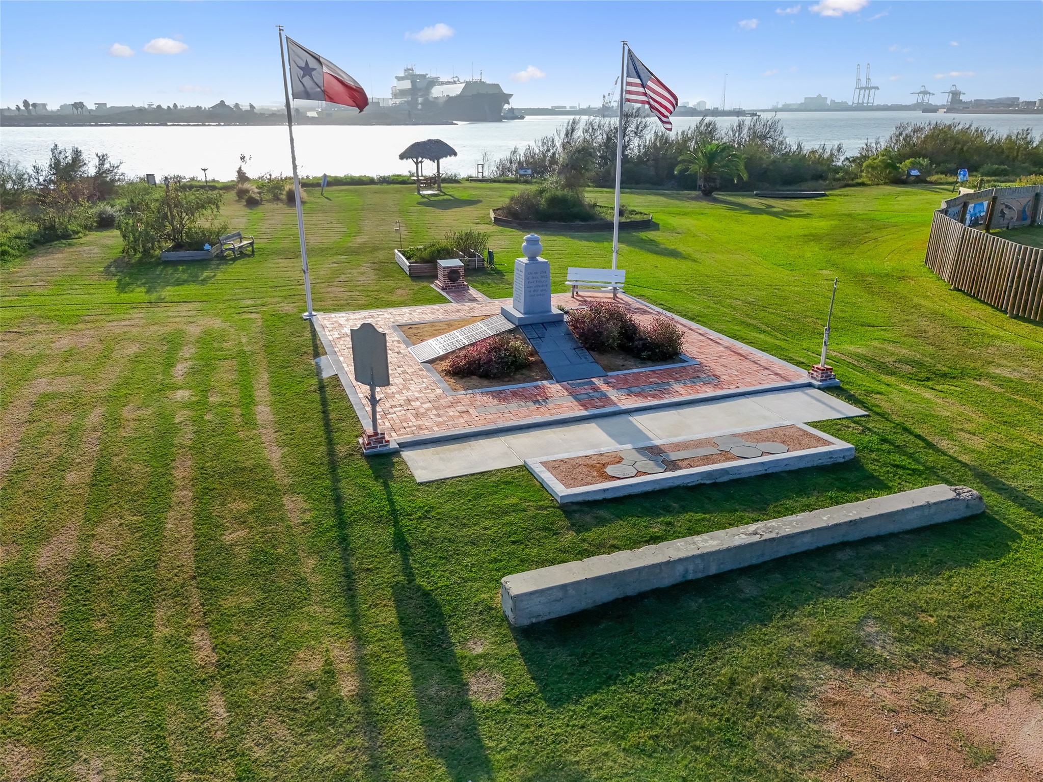 514 Texas Street Surfside Beach, TX 77541 - Photo 23 of 42