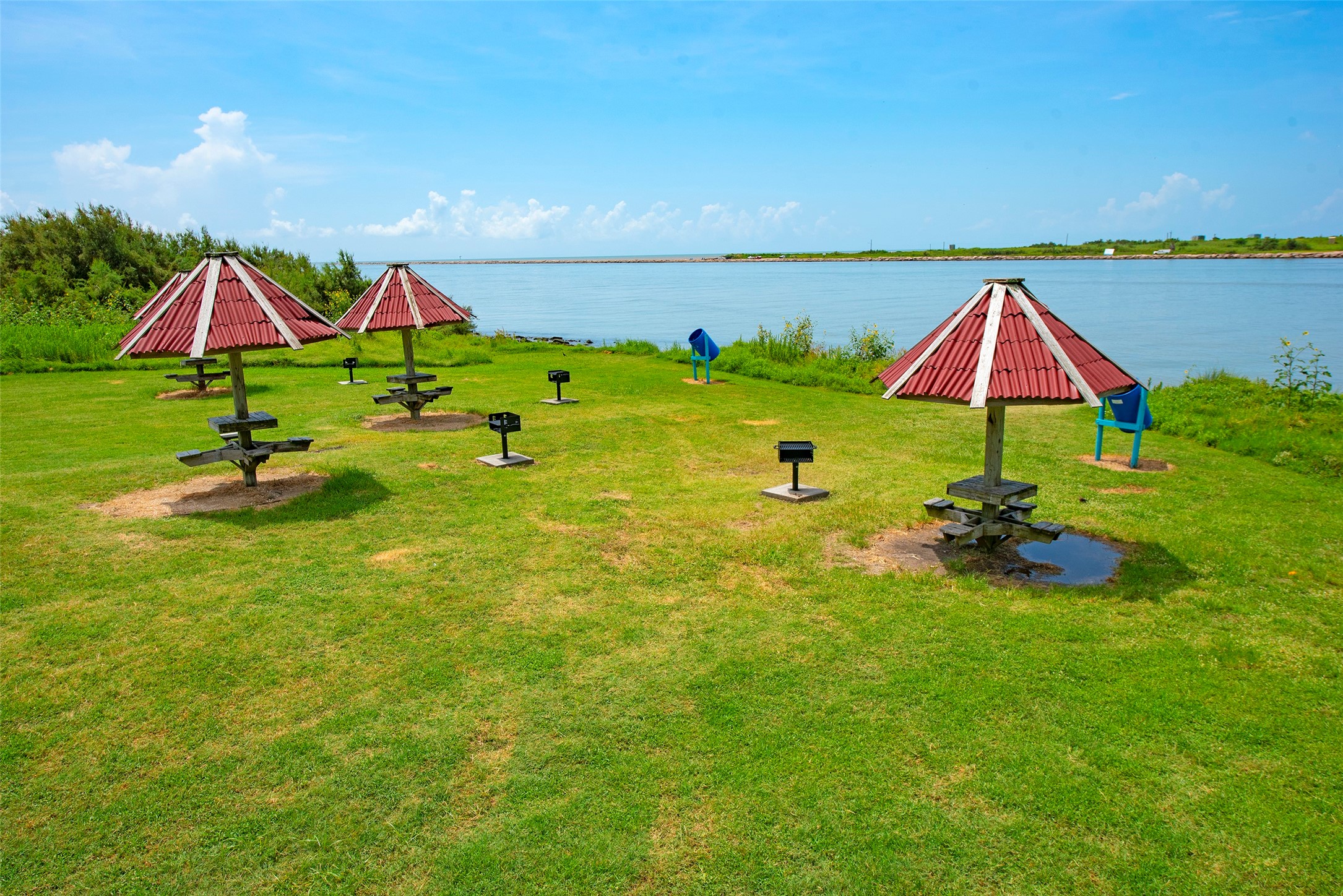 514 Texas Street Surfside Beach, TX 77541 - Photo 31 of 42