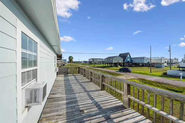 $168,900 | 514 Texas Street, Surfside Beach, TX 77541