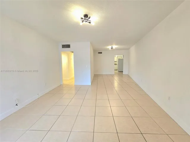 $3,250 | 1152 99th Street, Unit 28, Bay Harbor Islands, FL 33154