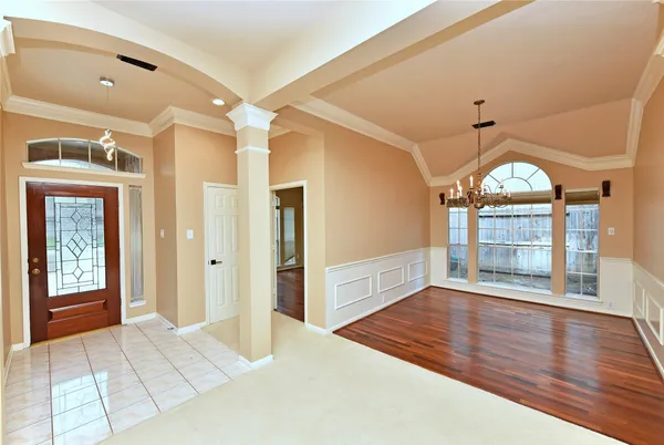 a view of livingroom with hardwood