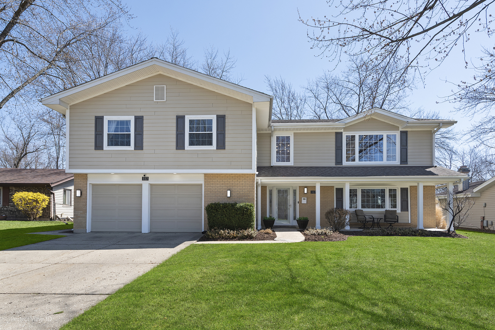 317 Mashpee Lane Schaumburg, IL 60169 - Photo 2 of 26