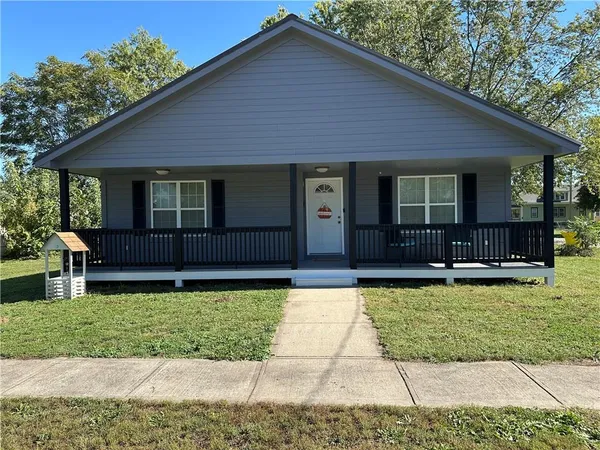 $167,900 | 205 South Bissell Street, Orrick, MO 64077