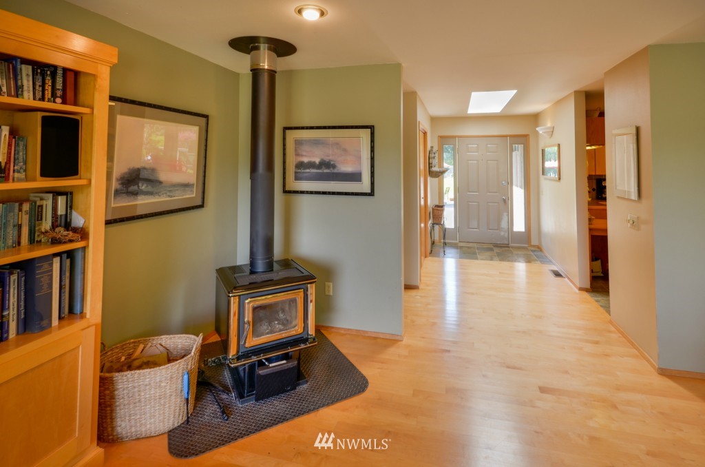 1445 East Smith Road Bellingham, WA 98226 - Photo 7 of 21