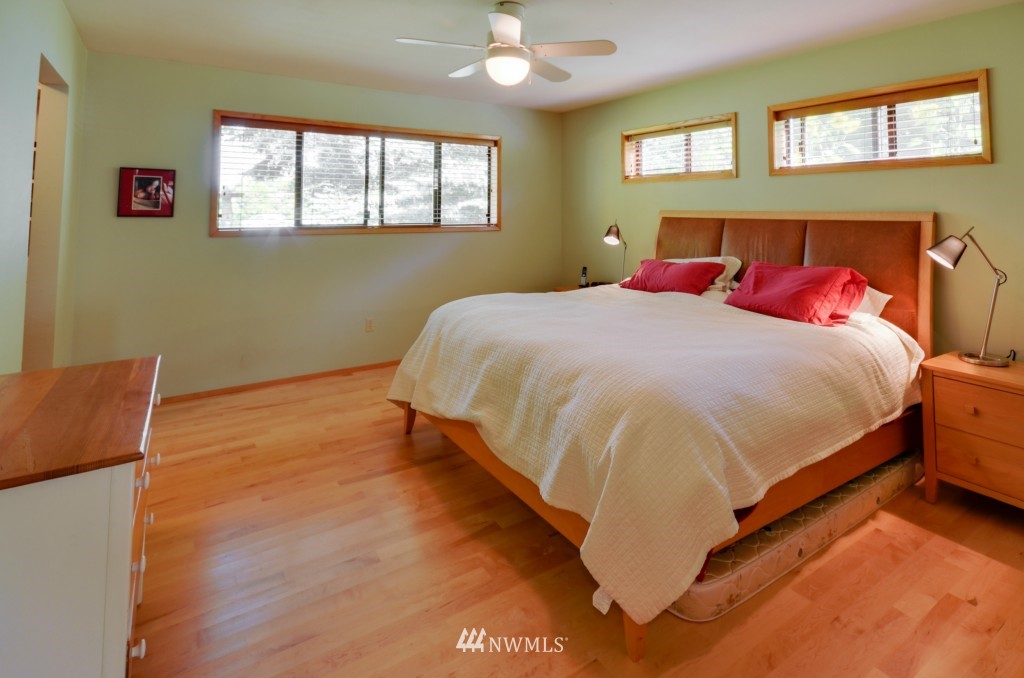1445 East Smith Road Bellingham, WA 98226 - Photo 9 of 21