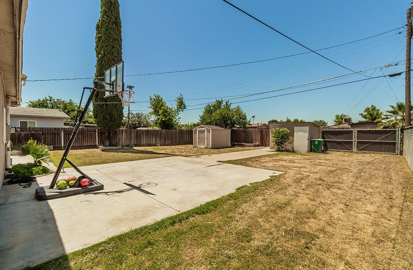 1122 Merced Street Madera, CA 93638 - Photo 24 of 31 Gallery Image 24