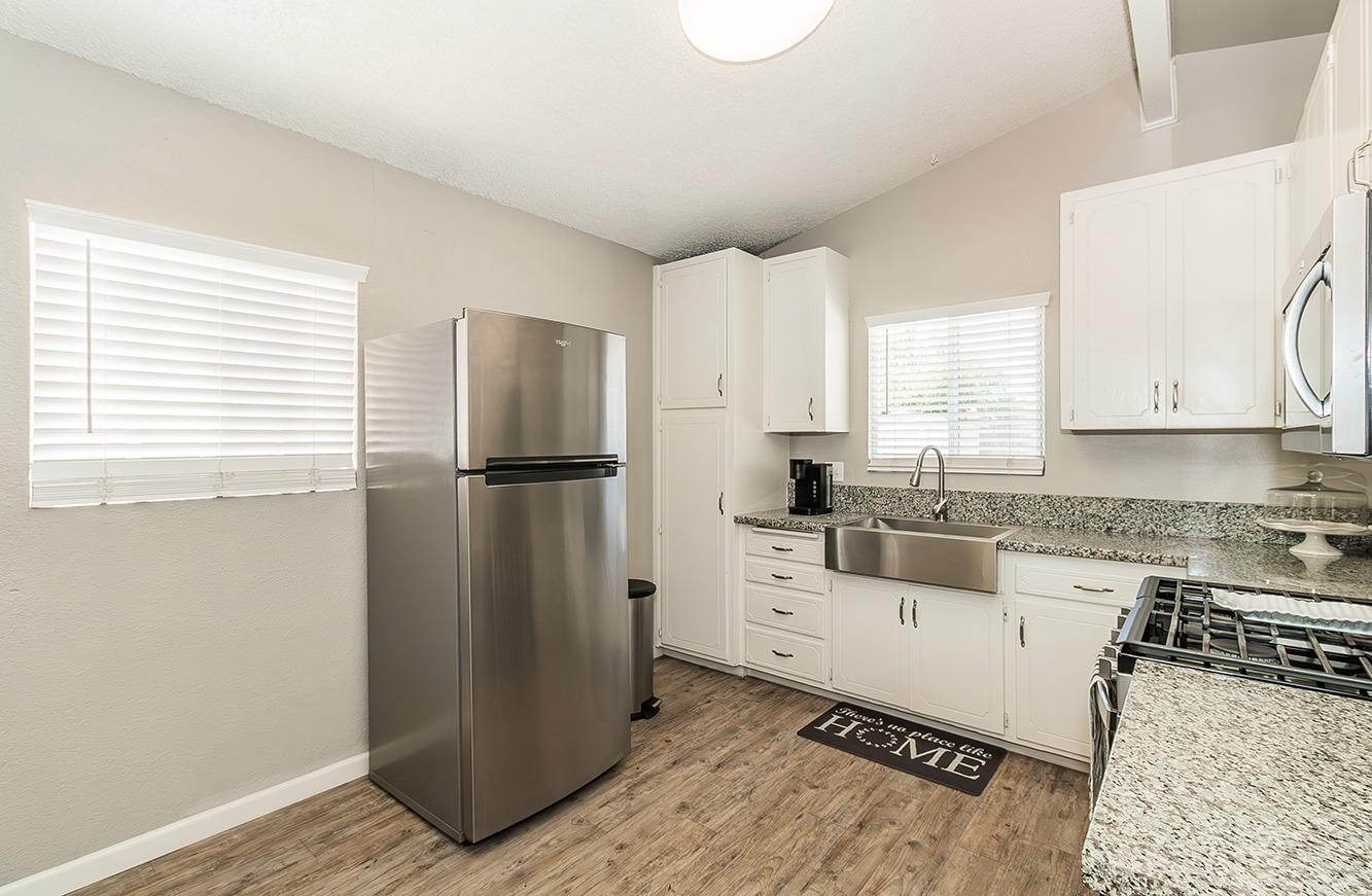 1122 Merced Street Madera, CA 93638 - Photo 10 of 31 Gallery Image 10