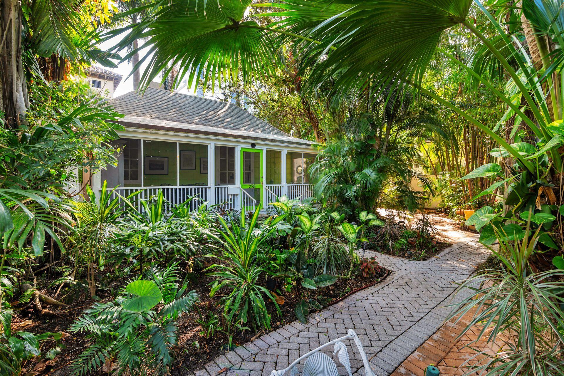 228 Phipps Plaza Palm Beach, FL 33480 - Photo 17 of 24