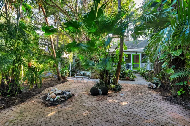 a view of a park with a small yard