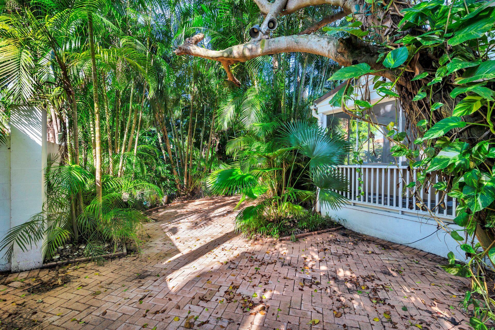 228 Phipps Plaza Palm Beach, FL 33480 - Photo 23 of 24 a view of a park with a small yard