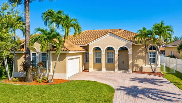 $749,000 | 16483 Northwest 12th Street, Pembroke Pines, FL 33028