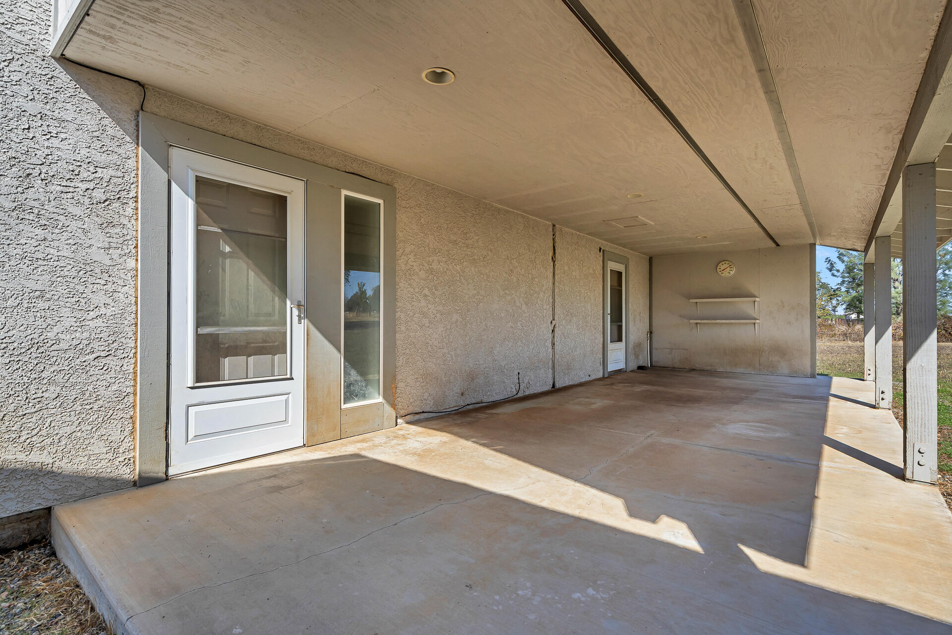 15557 Cloverdale Road Anderson, CA 96007 - Photo 13 of 37 15557CloverdaleRoad-2