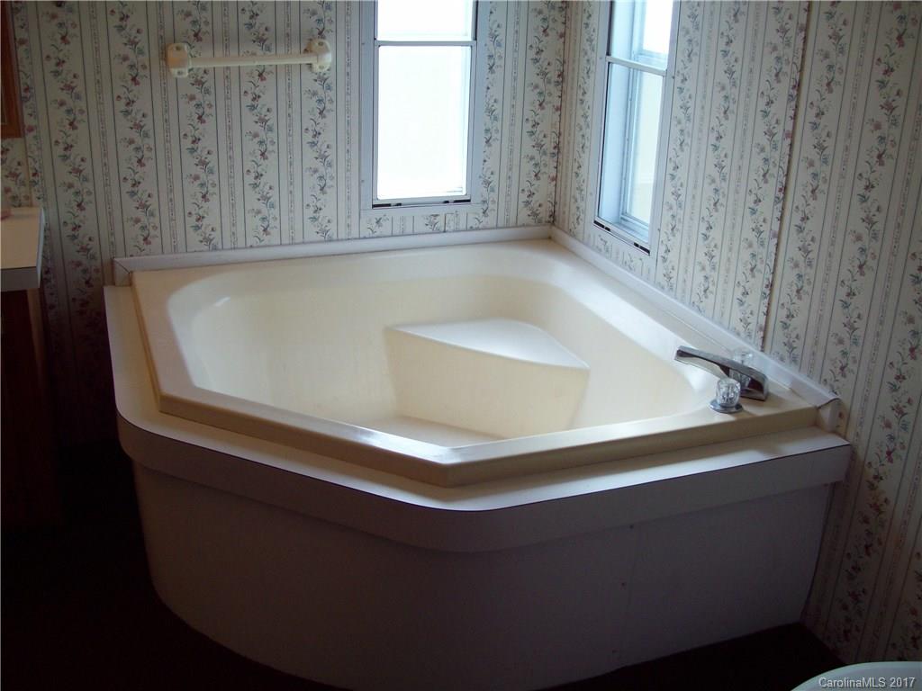 104 Brawley Road, Unit 52 Cleveland, NC 27013 - Photo 13 of 24 Gallery Image 13