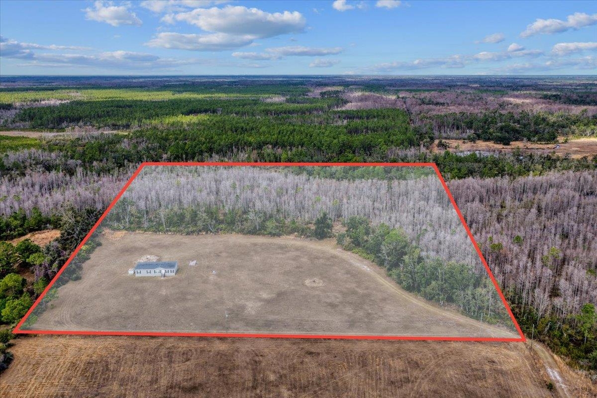 6940 Calvin Morgan Perry, FL 32348 - Photo 1 of 35