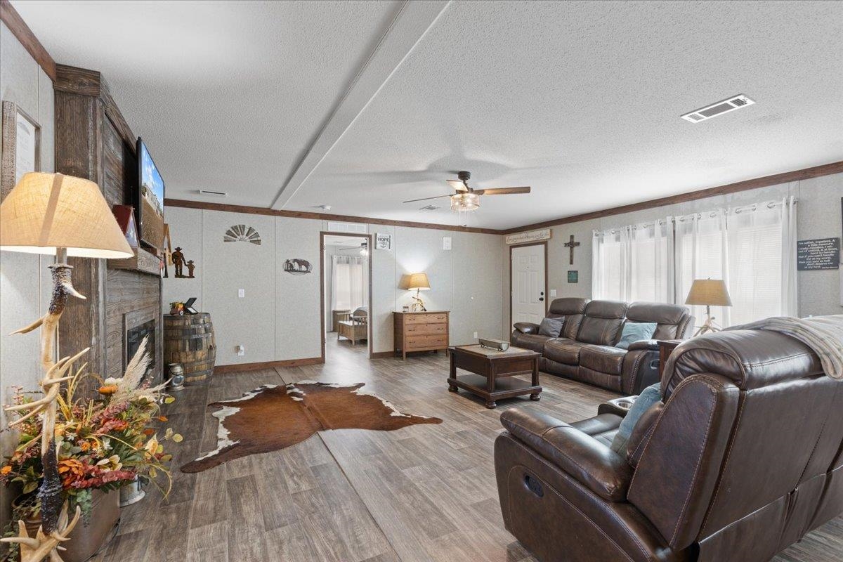 6940 Calvin Morgan Perry, FL 32348 - Photo 13 of 35