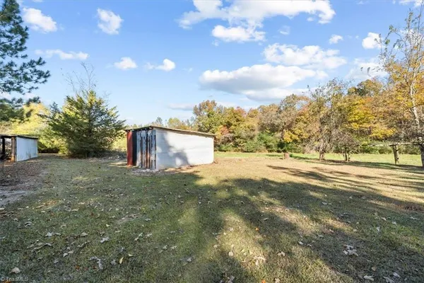 $325,000 | 612 Reeder Road, Seagrove, NC 27341