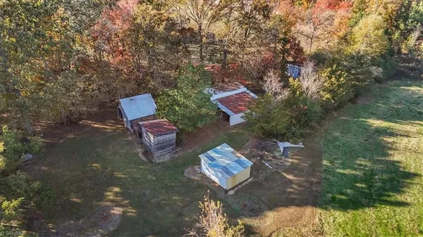 $325,000 | 612 Reeder Road, Seagrove, NC 27341