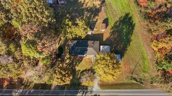 $325,000 | 612 Reeder Road, Seagrove, NC 27341