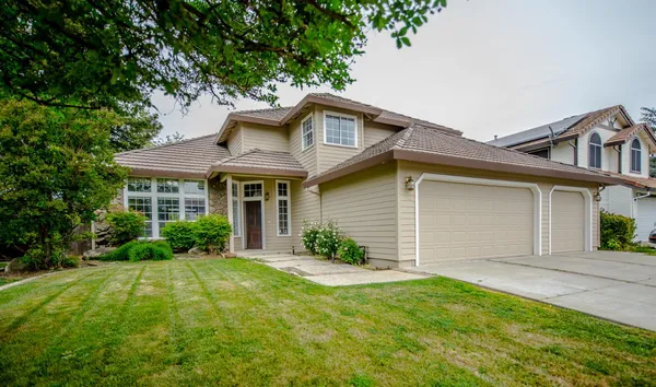 $689,000 | 818 Farrell Place, Woodland, CA 95695