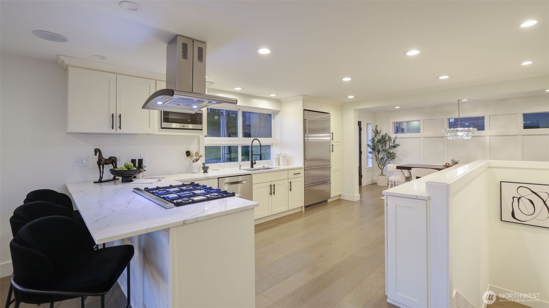 4527 West Raye Street Seattle, WA 98199 - Photo 13 of 39
